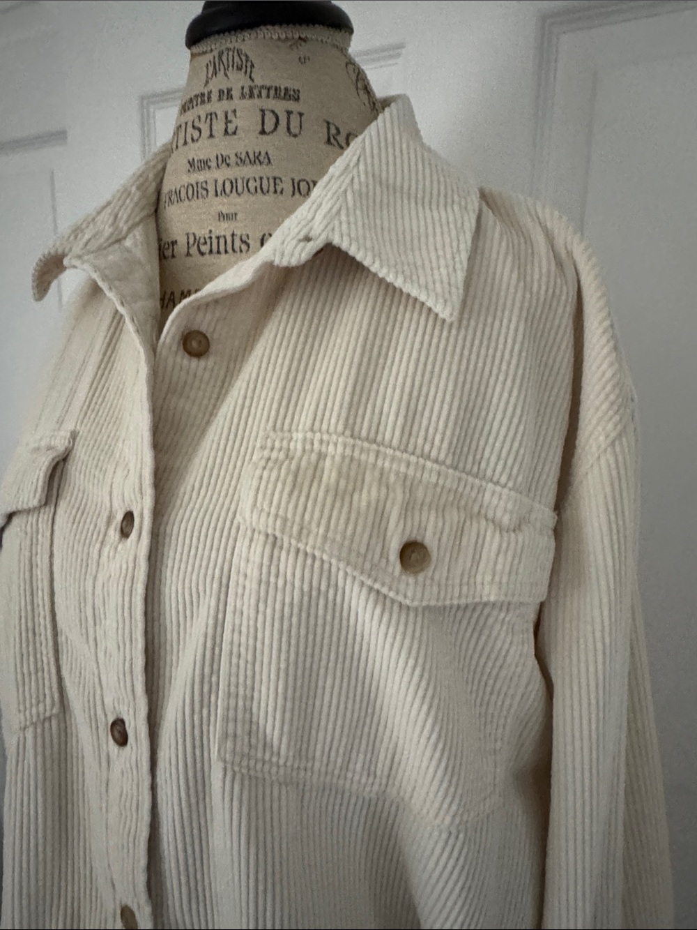 Women's Cream Corduroy Button-Front top. Size Medium